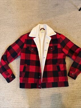 Insight Sherpa-Lined Red Buffalo Plaid Mens Jacket; size Large